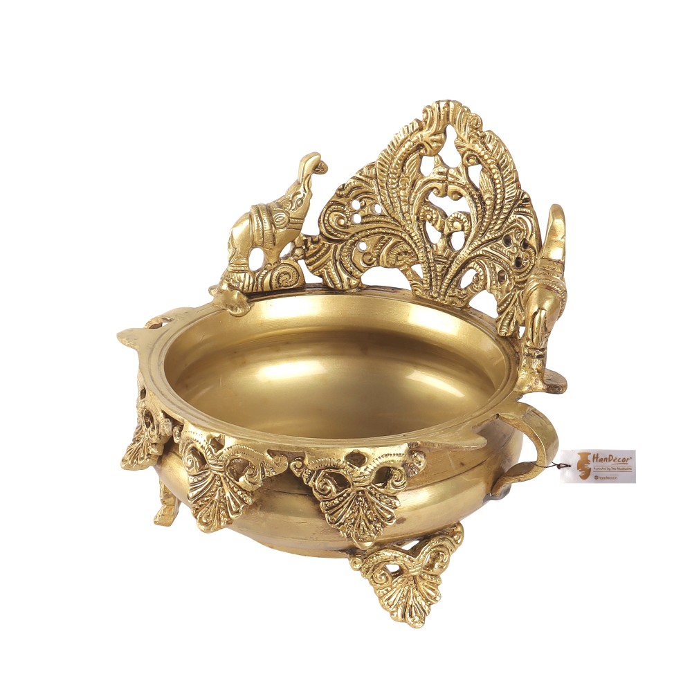 Ethnic Carved Brass 7 Inches Decor Urli Showpiece (Golden)