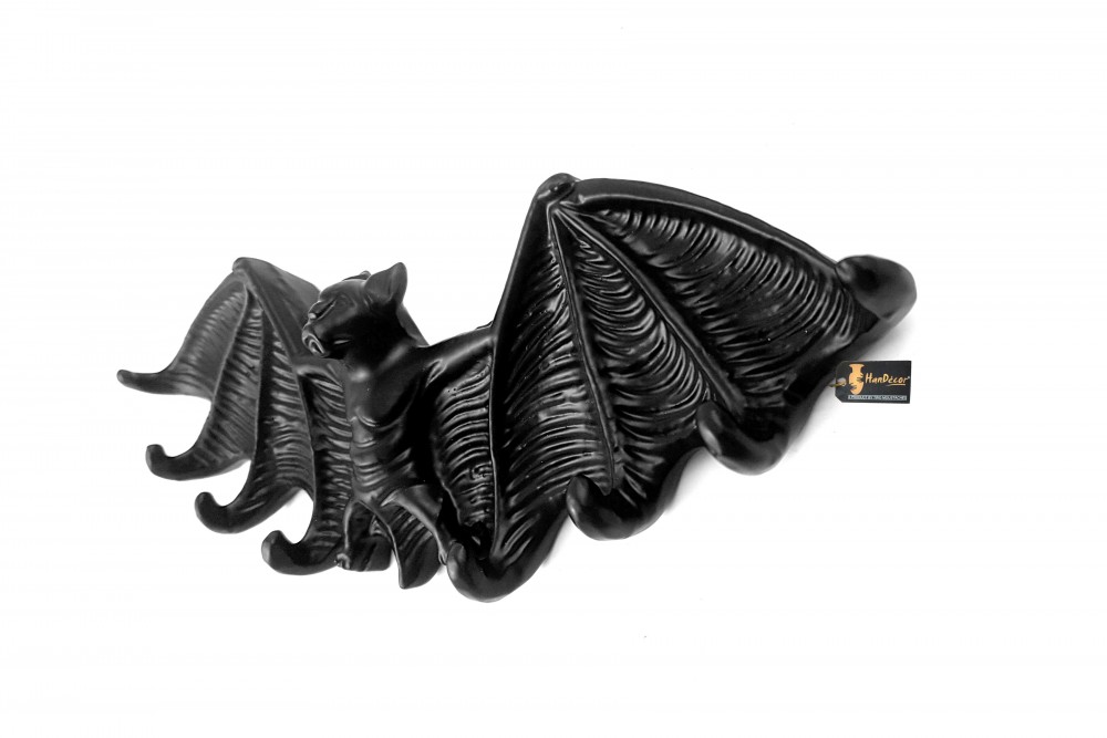 Vampire Bat Wings Design 8 Hooks Metal Wall Key Holder - Black