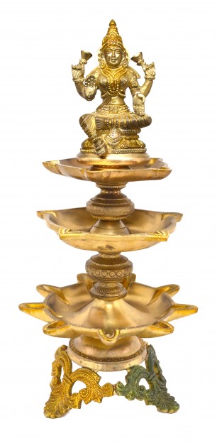 Laxmi Design Nineteen Wick Brass Oil Lamp Diya