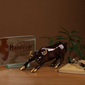 Charging Bull 7 Inches Showpiece