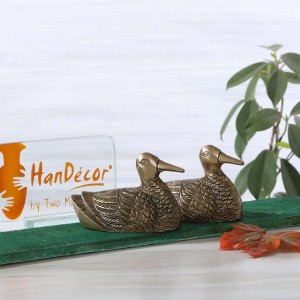 Vintage Swan Pair Paper Weight Showpiece